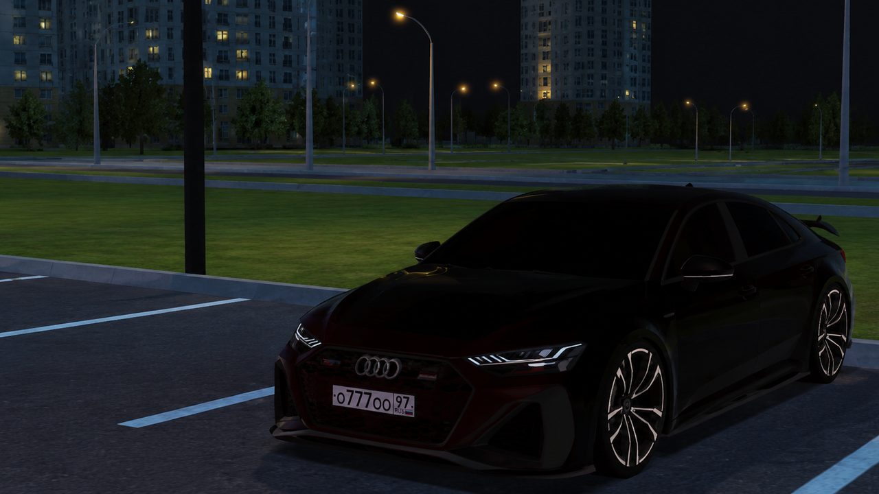 Audi RS ночью на парковке